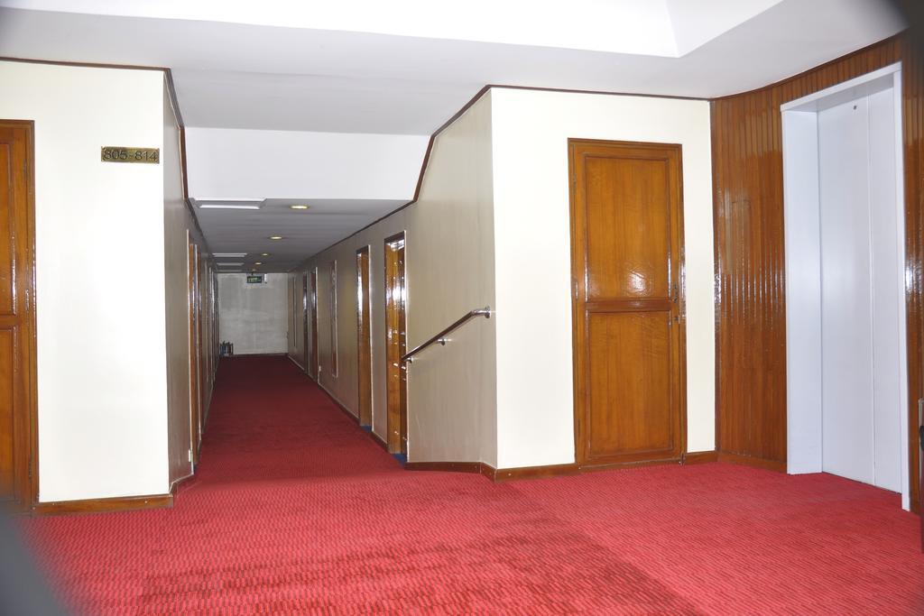 Panorama Hotel Янгон Екстериор снимка